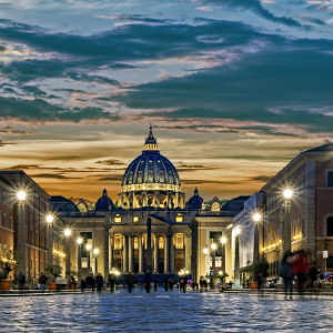 Can you tour the Vatican?